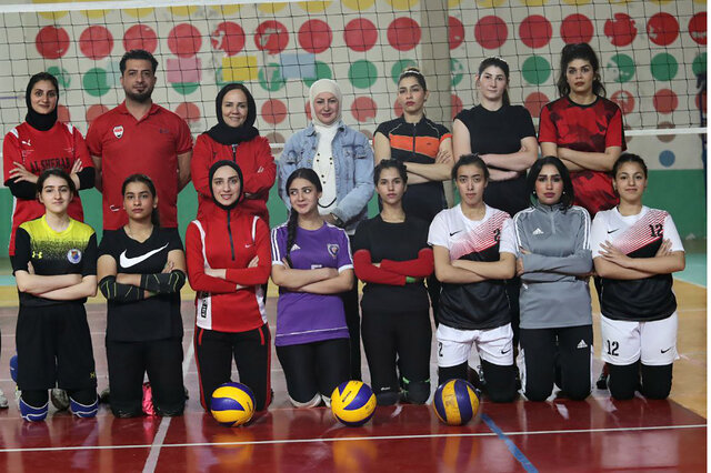مربی ایرانی هدایت تیم ملی والیبال زنان عراق را برعهده گرفت