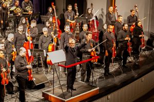 ارکستر موسیقی ملی ایران به رهبری مجید انتظامی-۱